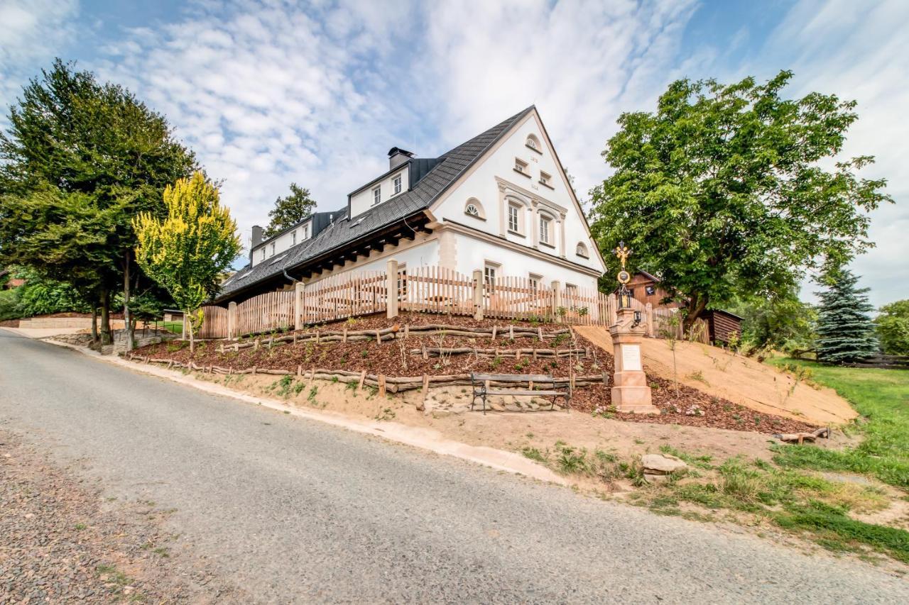 Dvur Hanis - Adults Only - Deti Od 12 Let Marsov nad Metuji Eksteriør bilde